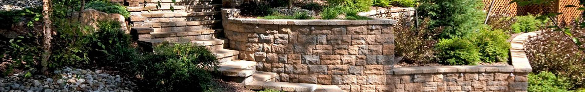 Luxury Backyard Patio Projects & Landscaping
