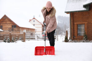 5 Essential Winter Lawn Care Tips